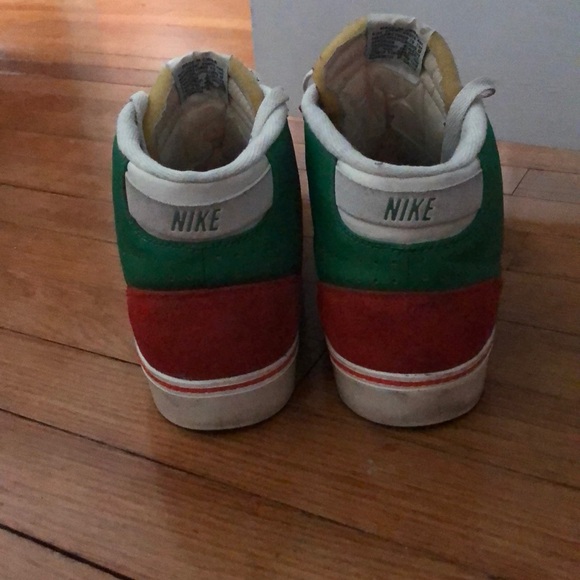 Nike Retro - Picture 3 of 6